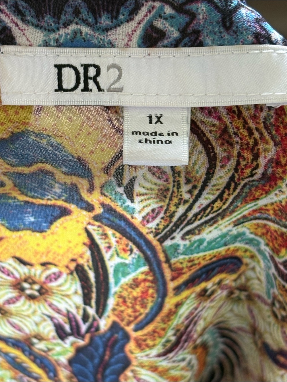 DR2 Multicolor Floral Patterned Kimono with Blue Trim - Picture 4 of 5